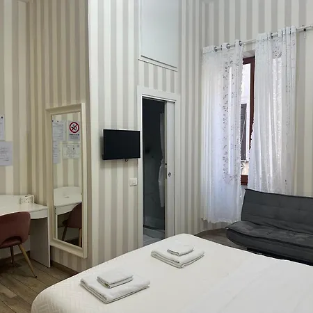 Konukevi Lin Mare Roma